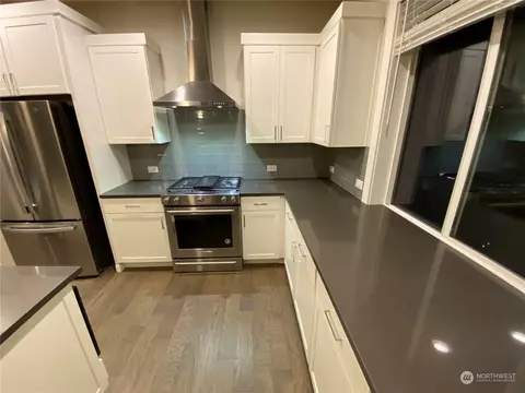 19721 Meridian Pl W, Bothell, WA 98012 photo 5