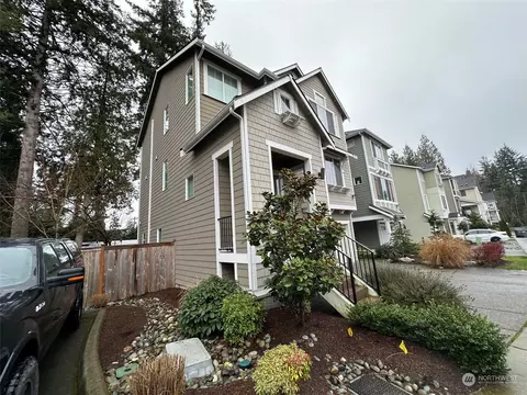 19721 Meridian Pl W, Bothell, WA 98012