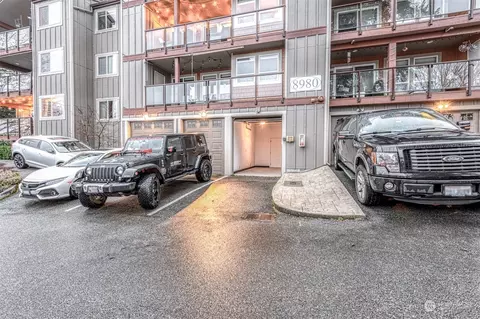 8980 Redmond Woodinville Rd NE #102, Redmond, WA 98052