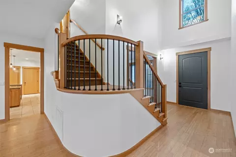 Entry Way - 1131 E Chestnut St, Walla Walla, WA 99362 photo 2 of 2