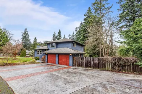 26240 Tuckerman Ave NE, Kingston, WA 98346