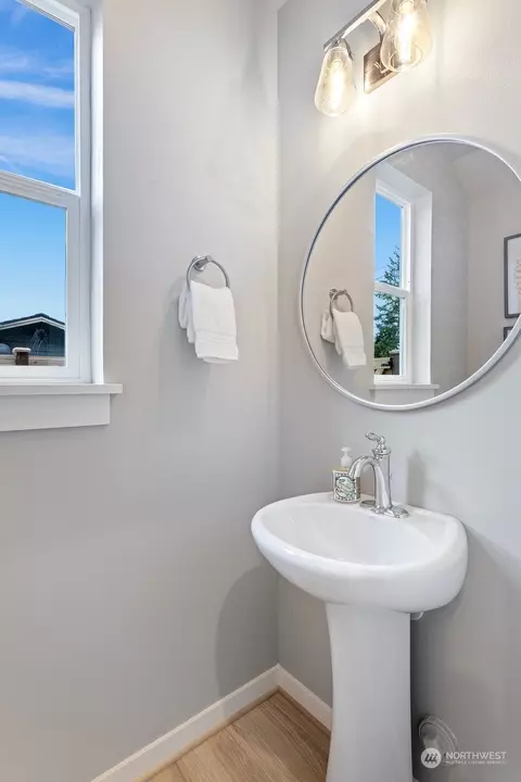Bath - 116 161st St SE #1, Bothell, WA 98012 photo 1 of 5
