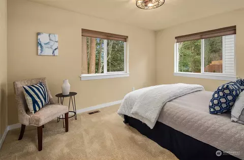 Bedroom - 21710 31st Dr SE, Bothell, WA 98021 photo 4 of 5