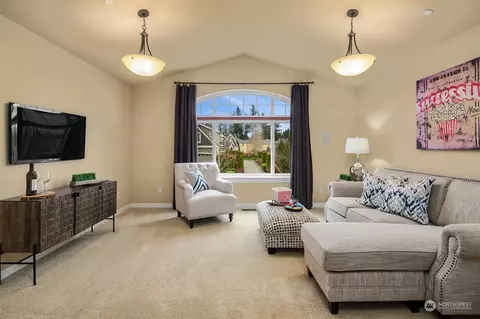 Living - 21710 31st Dr SE, Bothell, WA 98021 photo 6 of 6