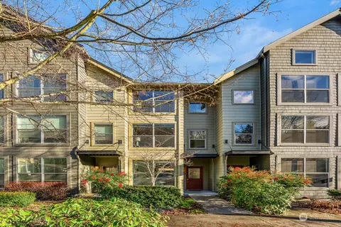 4404 28th Ave S, Seattle, WA 98108
