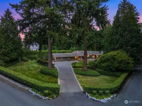 16607 NE 143rd St, Woodinville, WA 98072