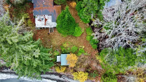 8835 Semiahmoo Dr, Blaine, WA 98230