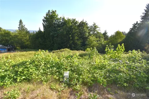 222 Curtis Dr, Longview, WA 98632