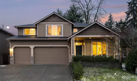 8916 NE 148th Pl, Kenmore, WA 98028