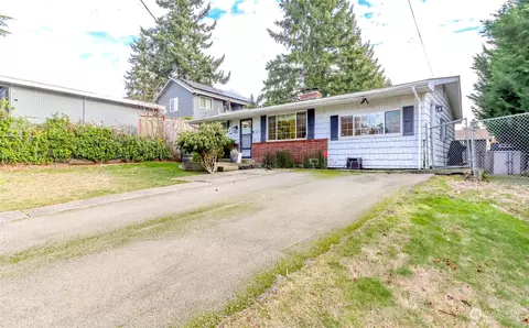 16232 16th Ave SW, Burien, WA 98166