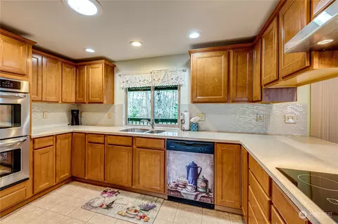 23716 Vista View Ave, Bothell, WA 98021 photo 12