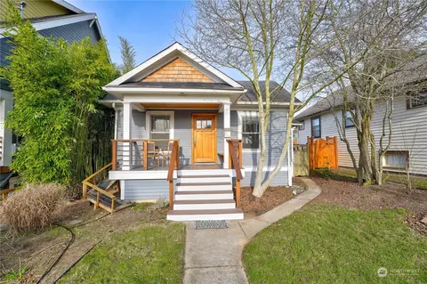 130 NW 74th St, Seattle, WA 98117