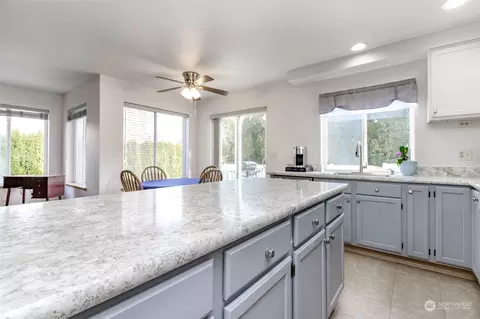 2911 Carbon Ridge St, Enumclaw, WA 98022 photo 11