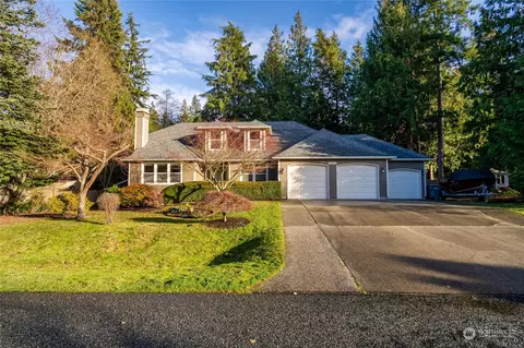 13835 Seaview Way, Anacortes, WA 98221