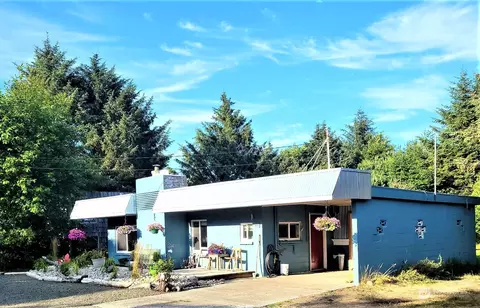 46 Chickamin Rd, Hoquiam, WA 98550