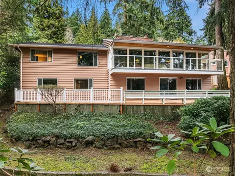4739 NE 178th St, Lake Forest Park, WA 98155