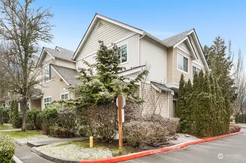 820 232nd Pl NE, Sammamish, WA 98074