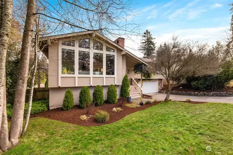 6104 123rd Ave SE, Bellevue, WA 98006