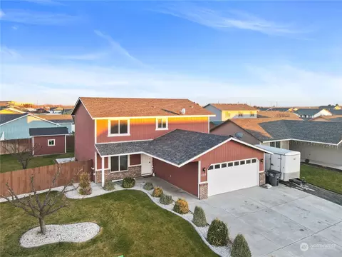 1105 S 11th Ave, Othello, WA 99344