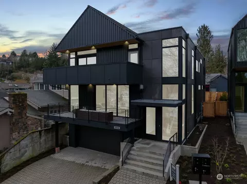 4715 Lake Washington Blvd S, Seattle, WA 98118