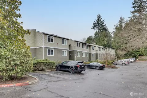 Exterior - 820 Cady Rd #E305, Everett, WA 98203 photo 4 of 4