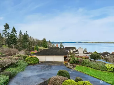 2200 Old Port Ln NW, Olympia, WA 98502
