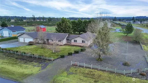 13821 Logez Ct SW, Olympia, WA 98512