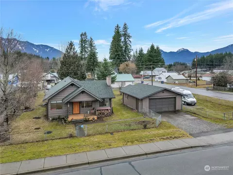 845 Givens Ave, Darrington, WA 98241