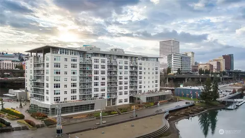 1515 Dock St #213, Tacoma, WA 98402