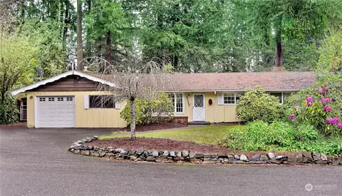 10915 Northstar Way SW, Lakewood, WA 98498