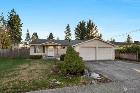 1900 Grove St, Marysville, WA 98270