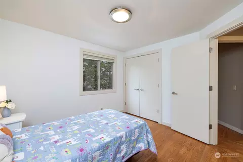 Bedroom - 621 29th Ave E, Seattle, WA 98112 photo 2 of 8