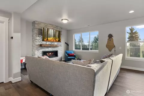 10816 NE 193rd St, Bothell, WA 98011 photo 30