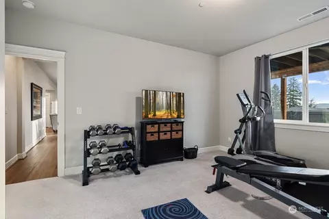 10816 NE 193rd St, Bothell, WA 98011 photo 31