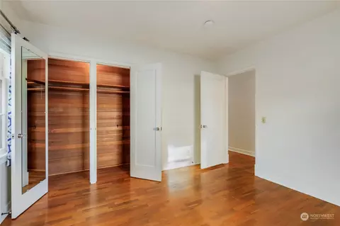 2402 E 16th St, Bremerton, WA 98310 photo 13