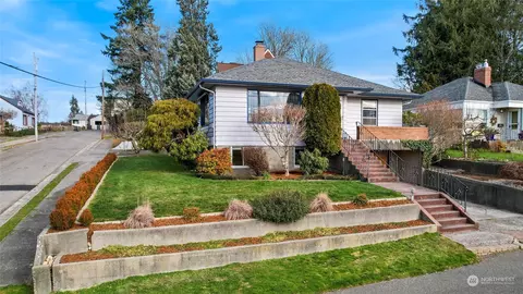2402 E 16th St, Bremerton, WA 98310 photo 31