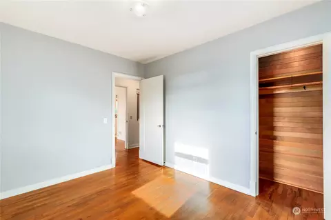 2402 E 16th St, Bremerton, WA 98310 photo 16