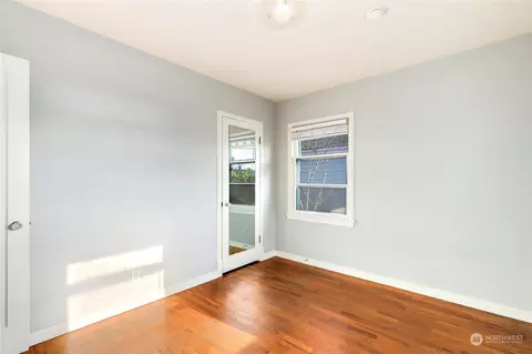 2402 E 16th St, Bremerton, WA 98310 photo 15