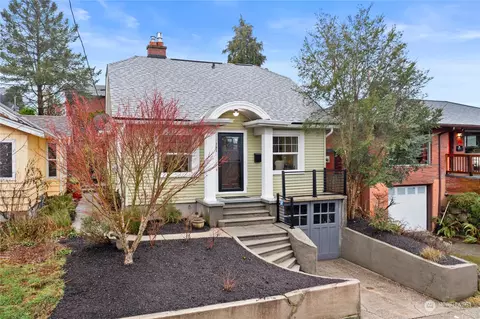 347 NW 82nd St, Seattle, WA 98117