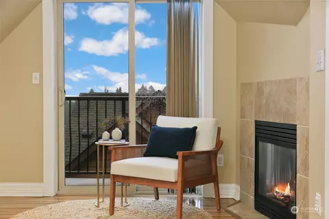 126 25th Ave E #C, Seattle, WA 98112 photo 16