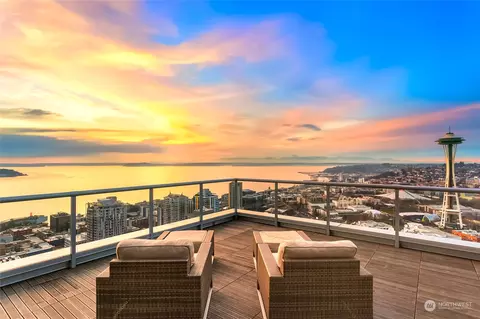 583 Battery St #506N, Seattle, WA 98121