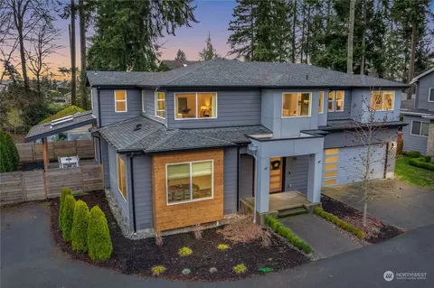 715 Newport Ct NE, Renton, WA 98056