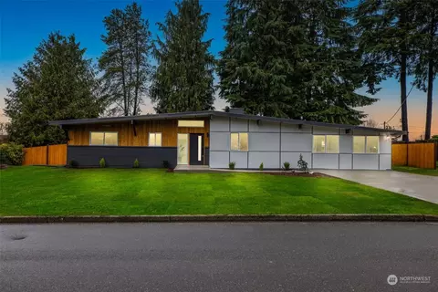 608 SW 299th Pl, Federal Way, WA 98023