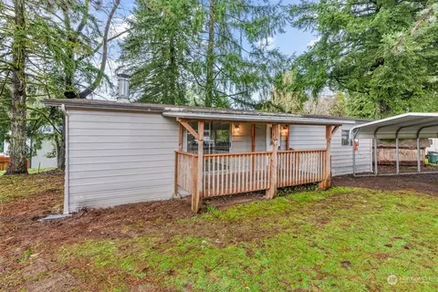 107 Spring Ct, Castle Rock, WA 98611
