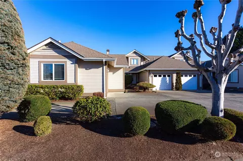 124 W Maberry #A, Lynden, WA 98264