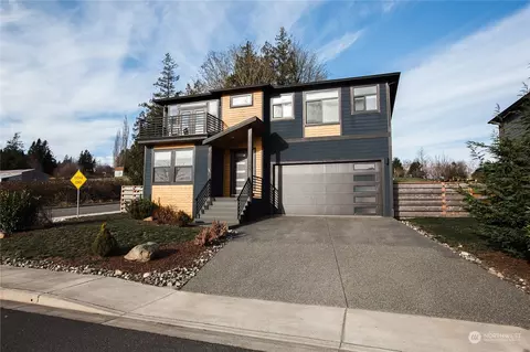 5632 Clearview Dr, Ferndale, WA 98248