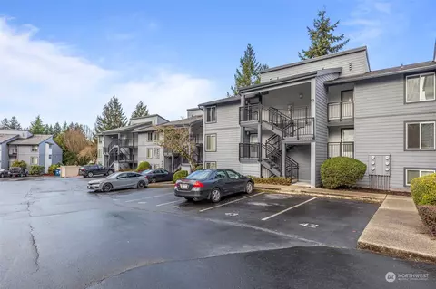 2511 NE 4th St #314, Renton, WA 98056