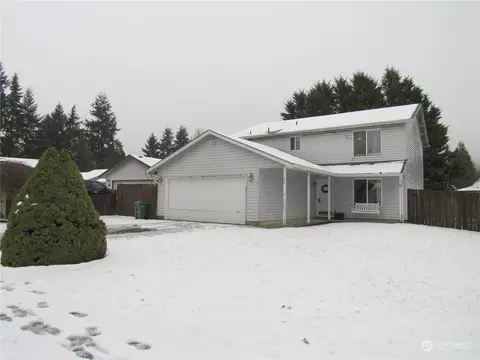 110 Carriage Ct, Kelso, WA 98626