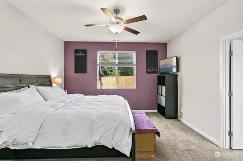 1089 Bondgard Ave E, Enumclaw, WA 98022 photo 13