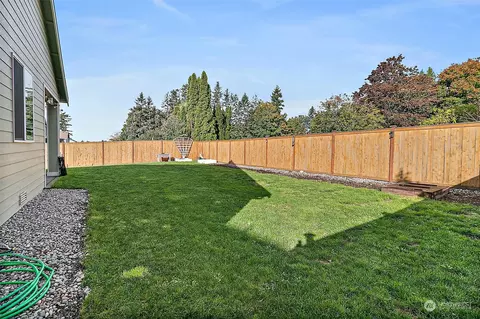 1089 Bondgard Ave E, Enumclaw, WA 98022 photo 26